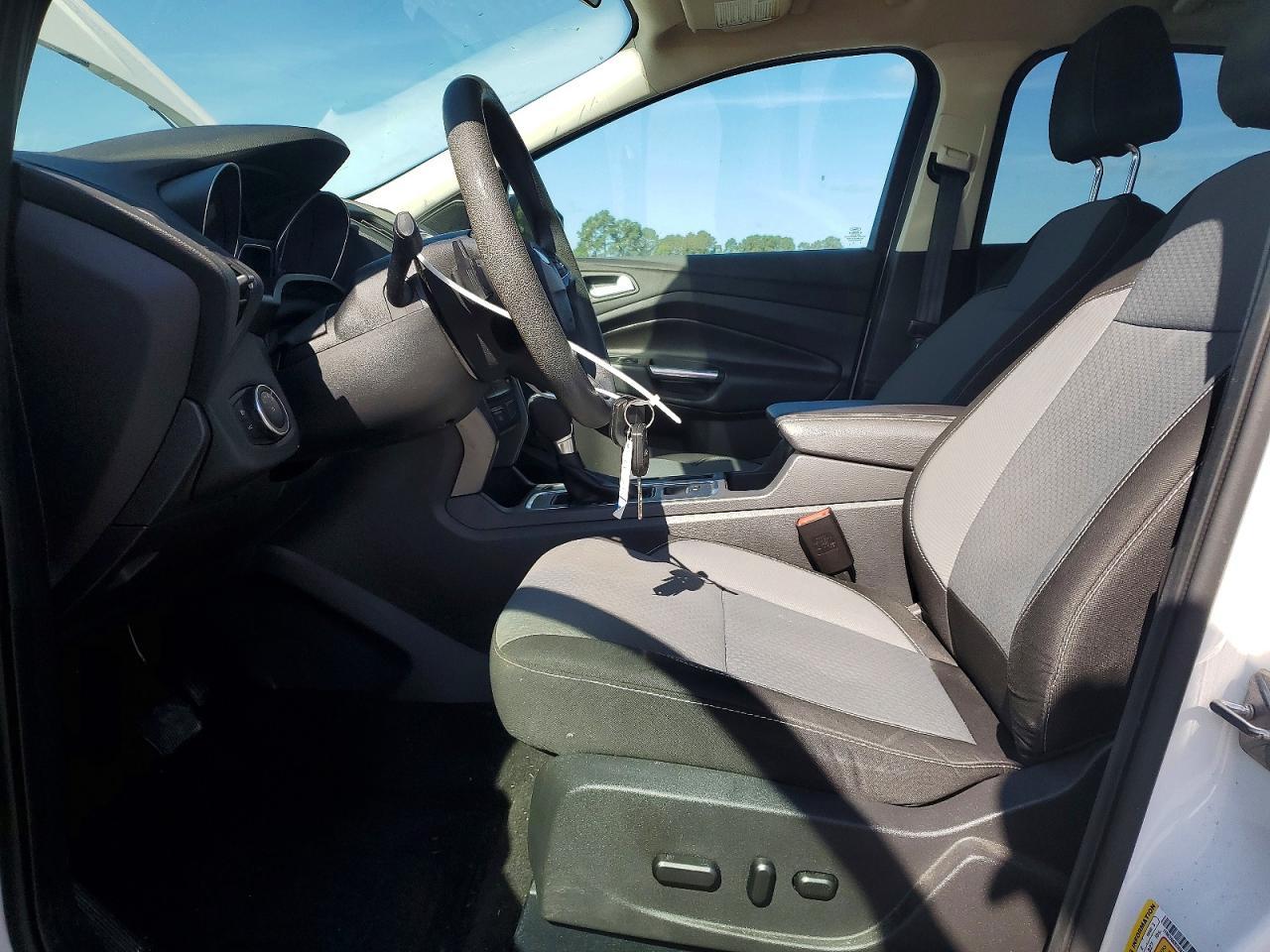 2017 Ford Escape - Фото 7