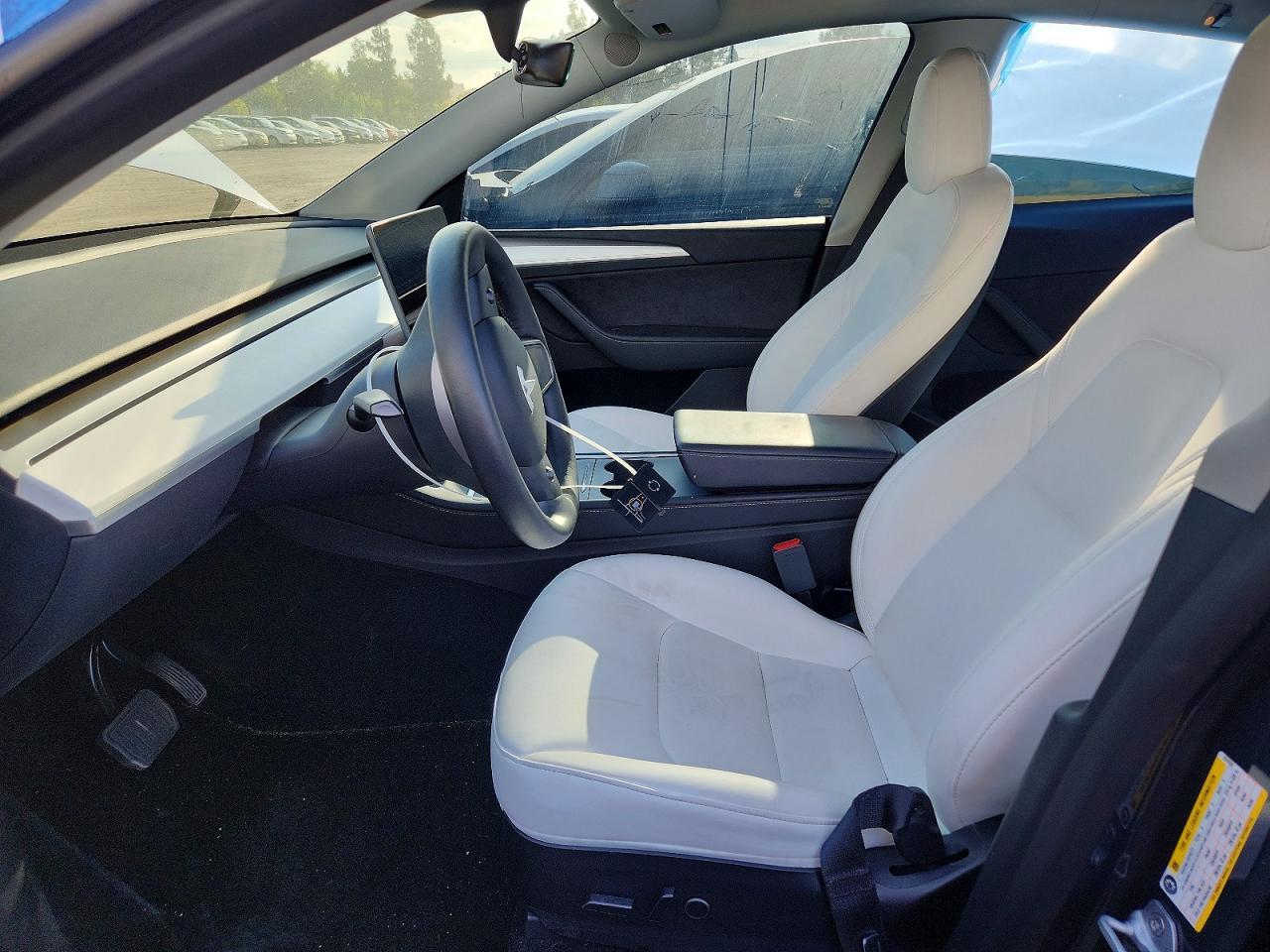 2023 Tesla Model Y - Фото 7