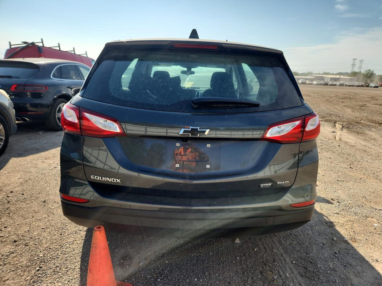 2019 Chevrolet Equinox Ls - Фото 6
