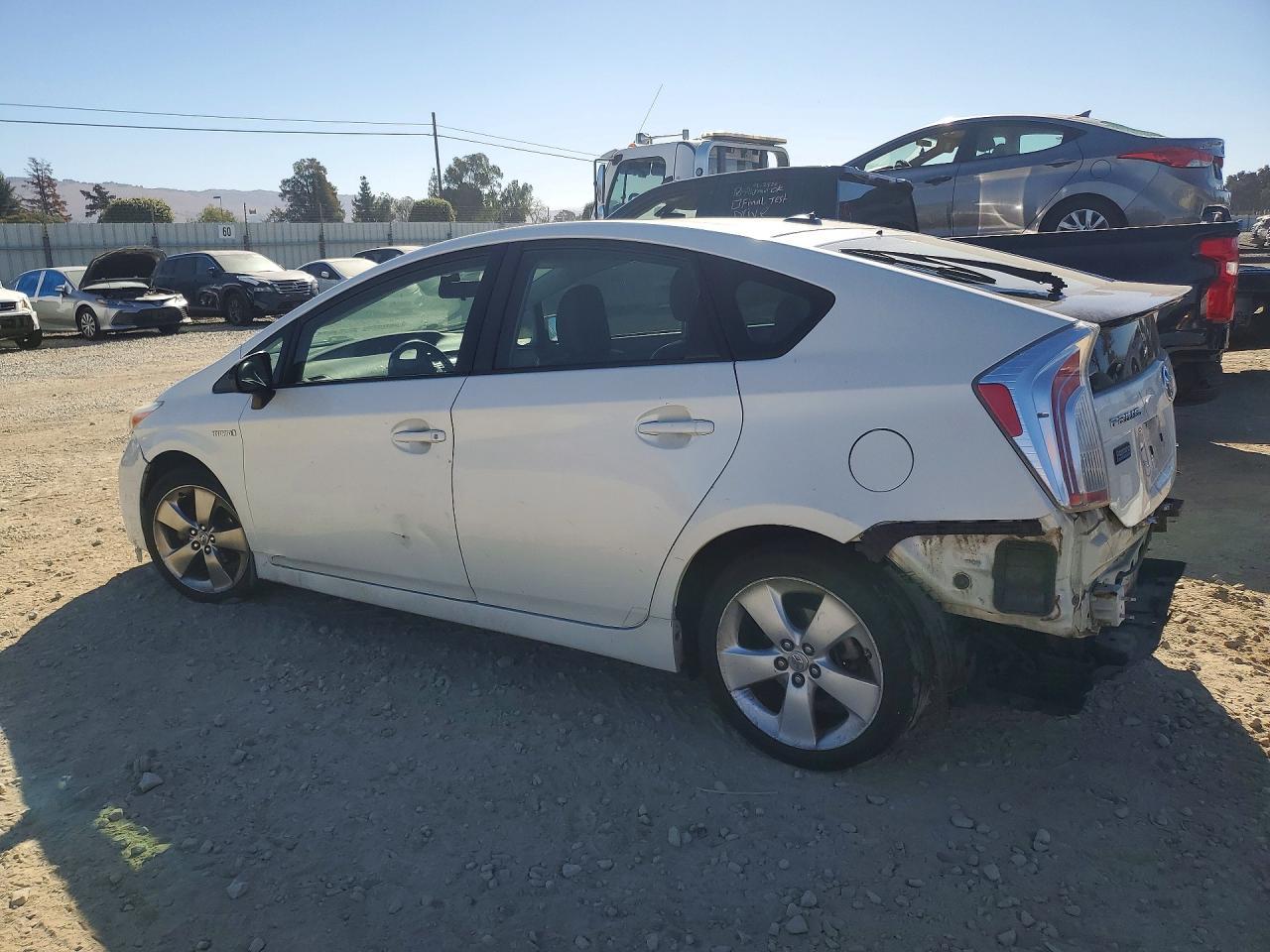 2013 Toyota Prius Persona Series Se - Image 2