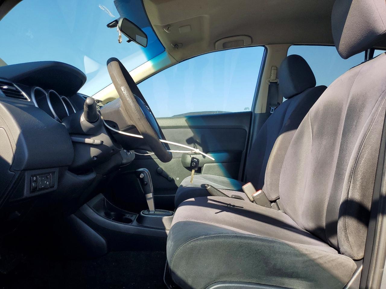 2008 Nissan Versa 1.8 S - Фото 7