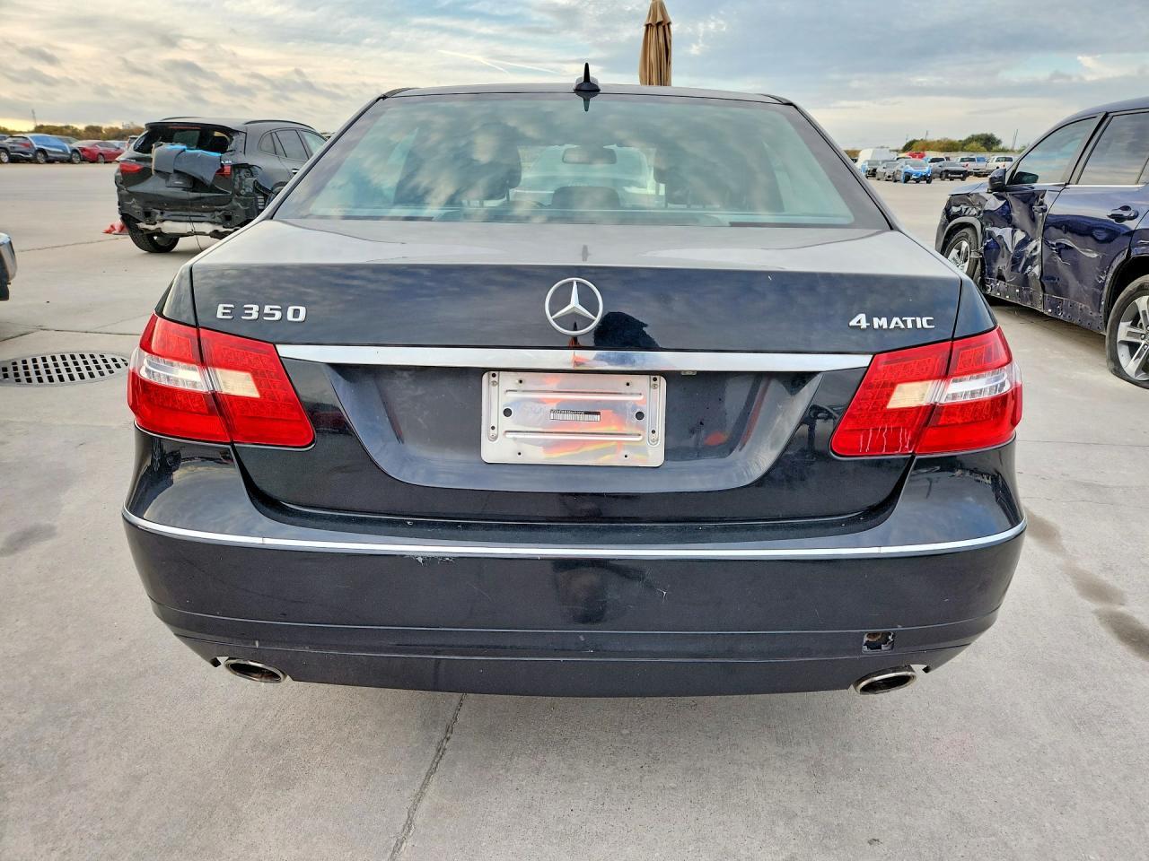 2011 Mercedes-Benz E 350 4Matic - Image 6