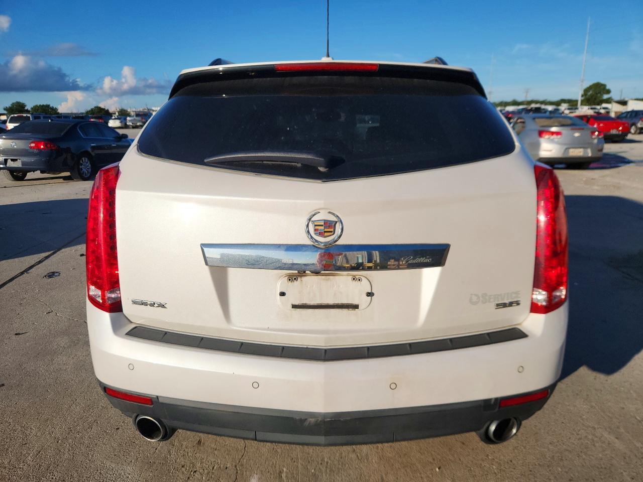 2016 Cadillac Srx Luxury Collection - Image 6
