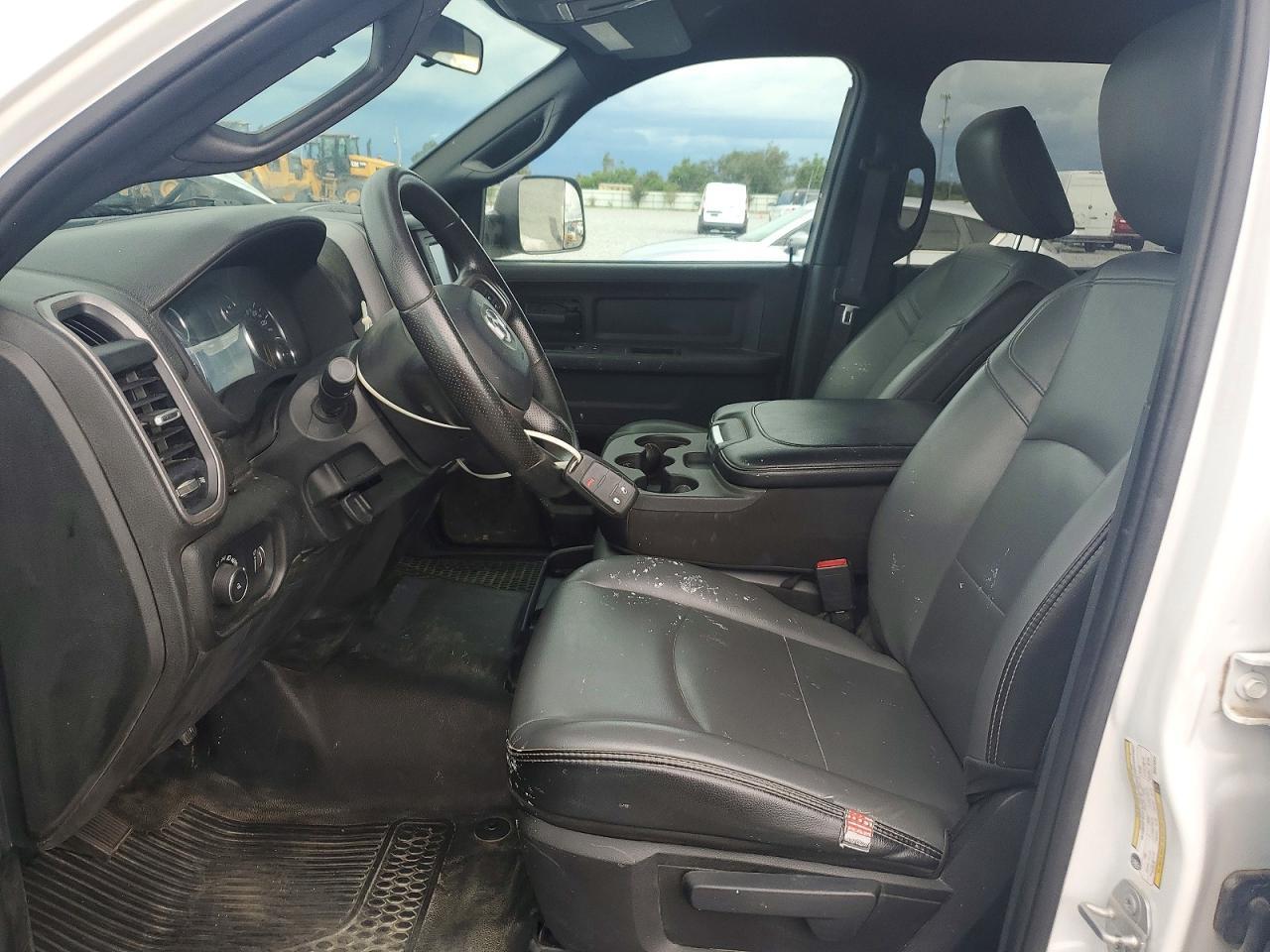 2021 Ram 2500 Tradesman - Фото 7