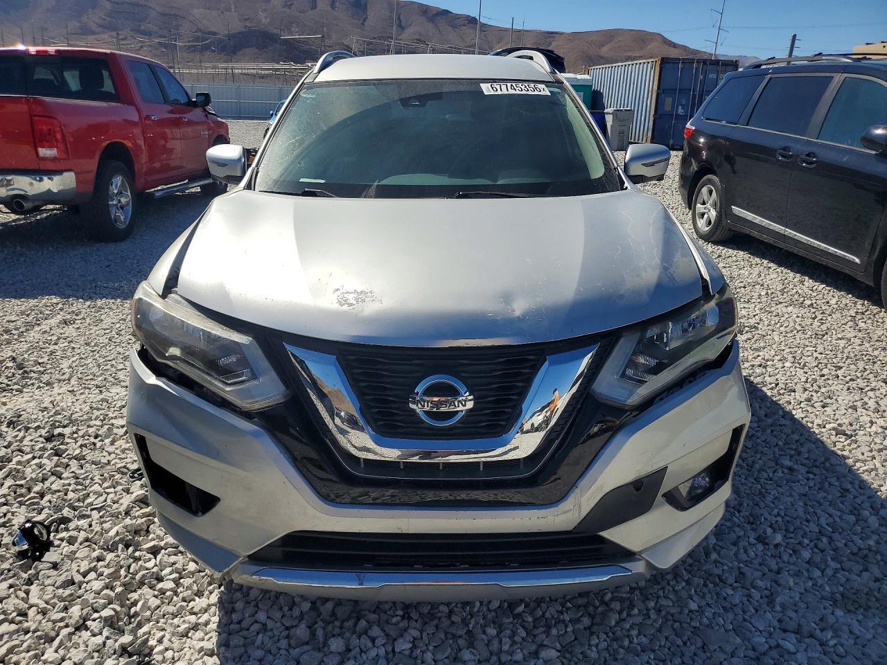 2019 Nissan Rogue Sv - Image 5