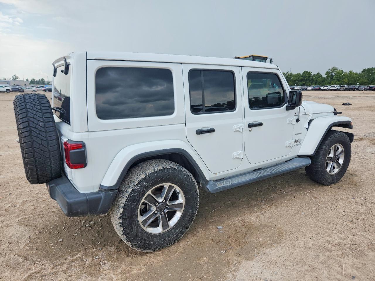 2020 Jeep Wrangler Unlimited Sahara - Фото 3