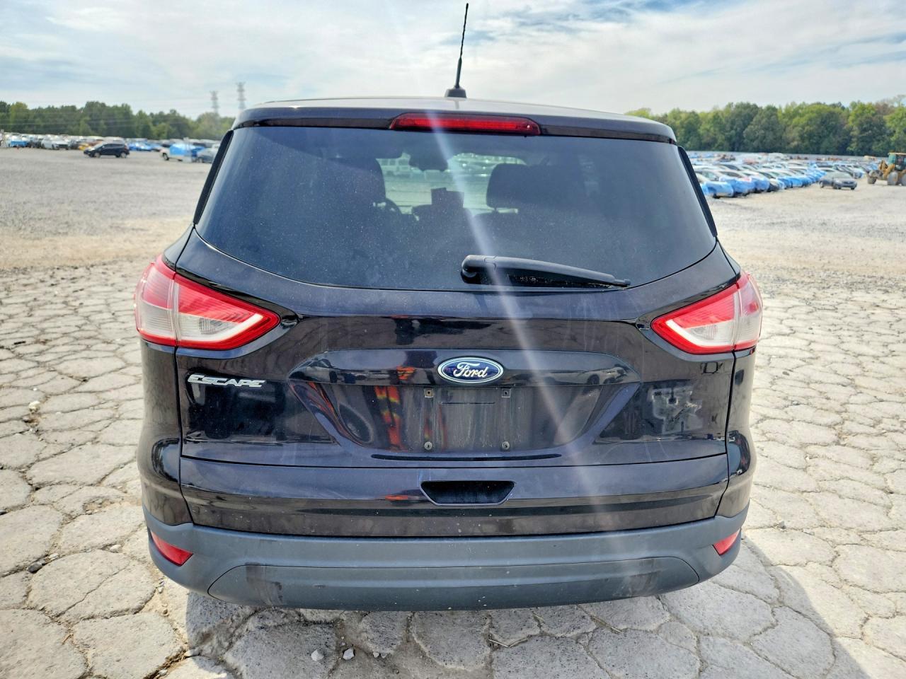 2013 Ford Escape S - Фото 6