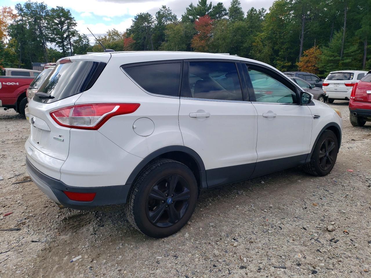 2014 Ford Escape Se - Фото 3