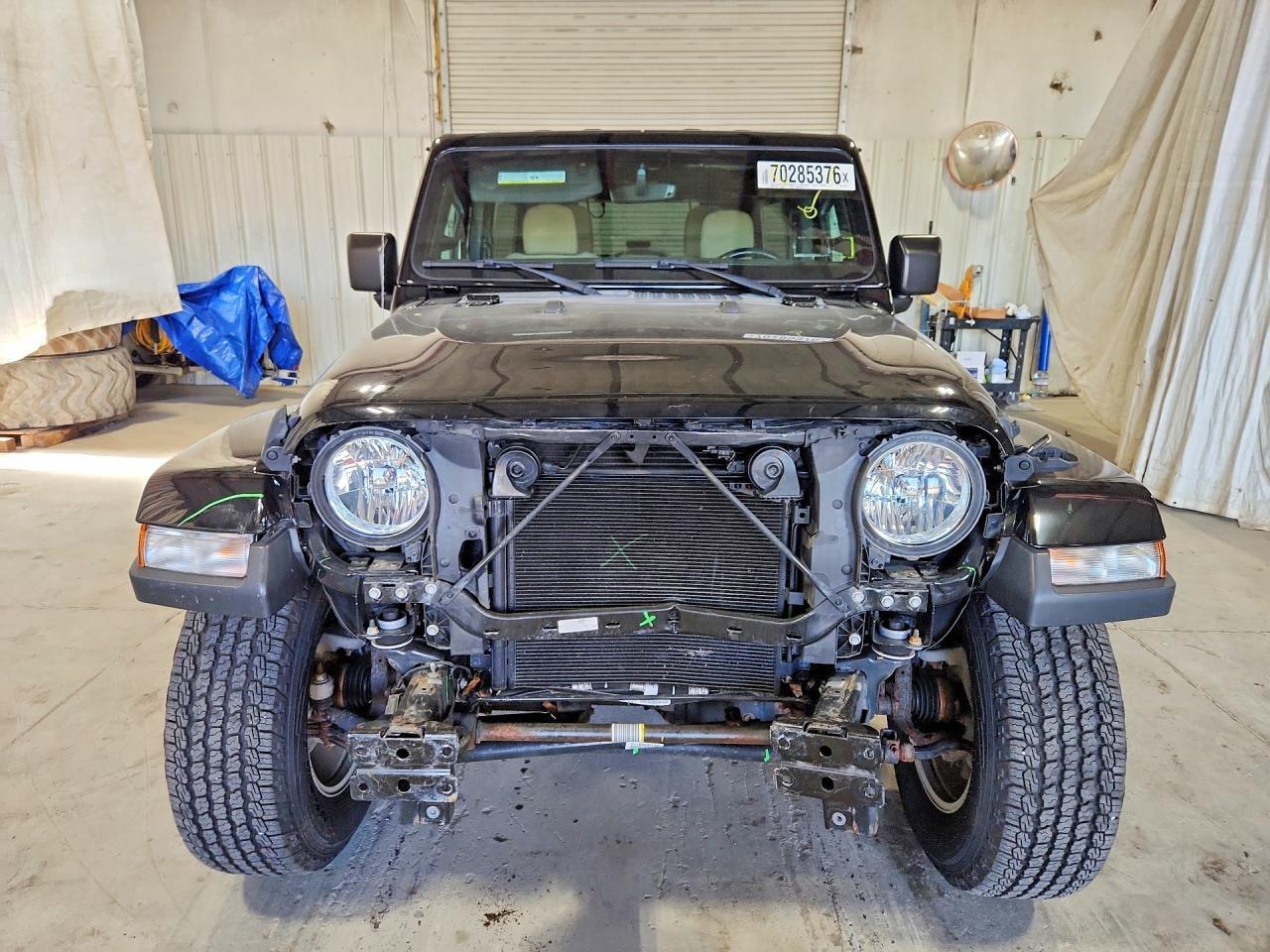 2019 Jeep Wrangler Unlimited Sahara - Image 5