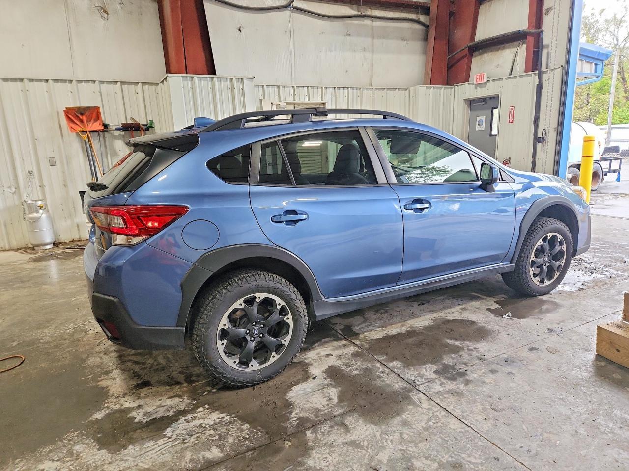 2023 Subaru Crosstrek Premium - Фото 3