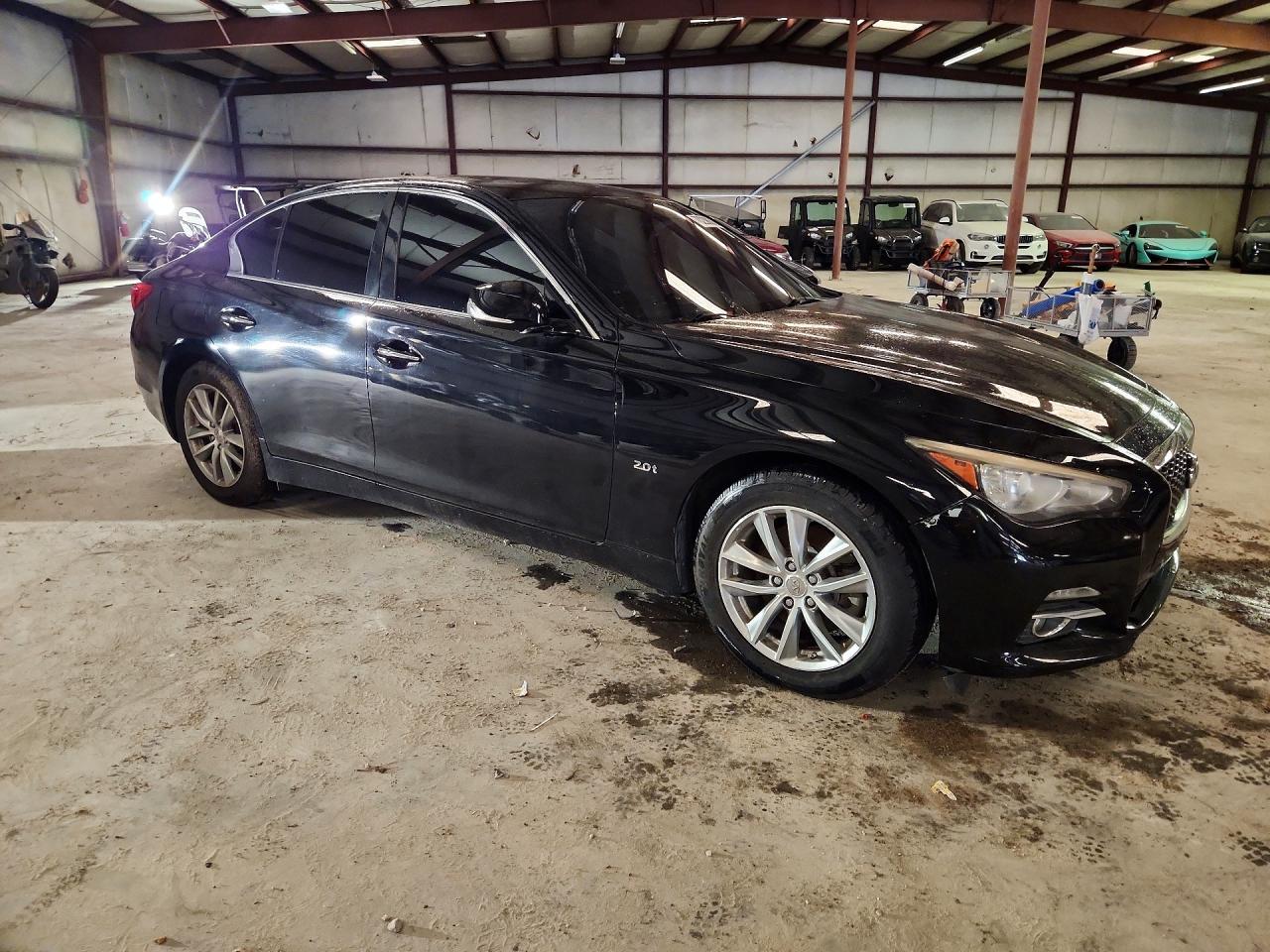 2017 Infiniti Q50 2.0T - Image 4