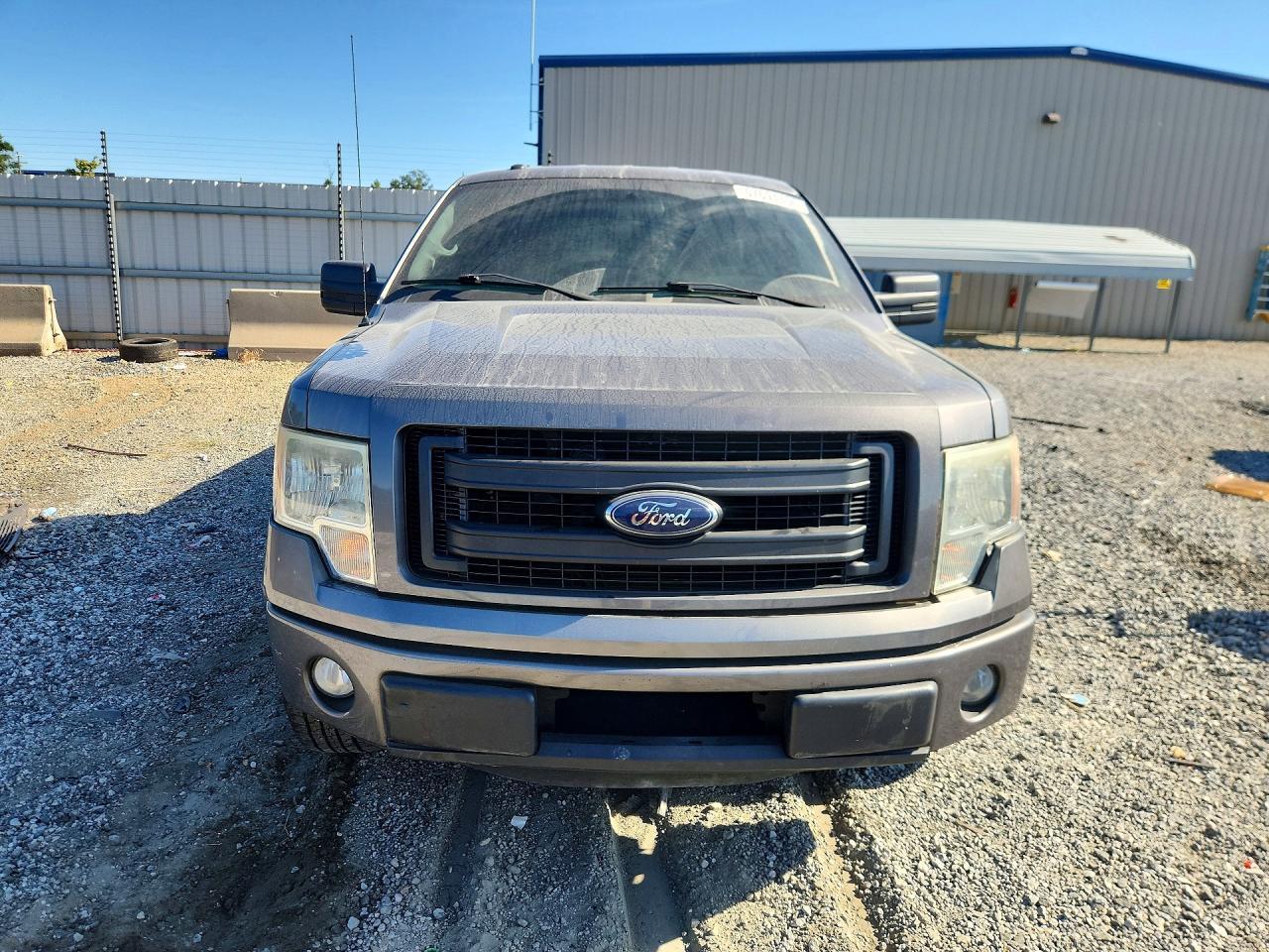 2013 Ford F150 Super Cab - Image 5