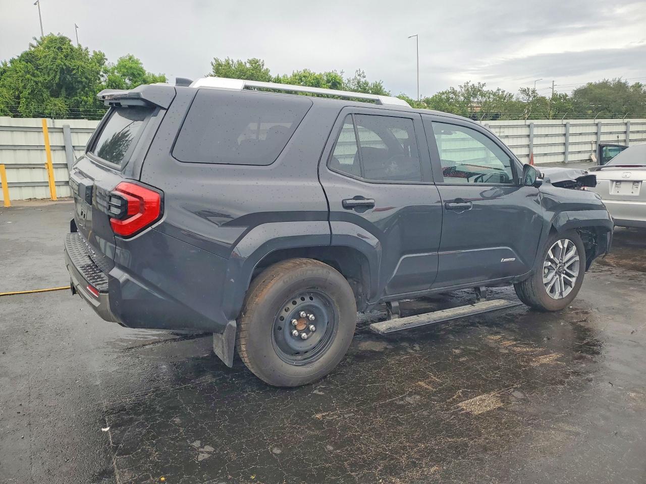 2025 Toyota 4Runner Limited - Image 3
