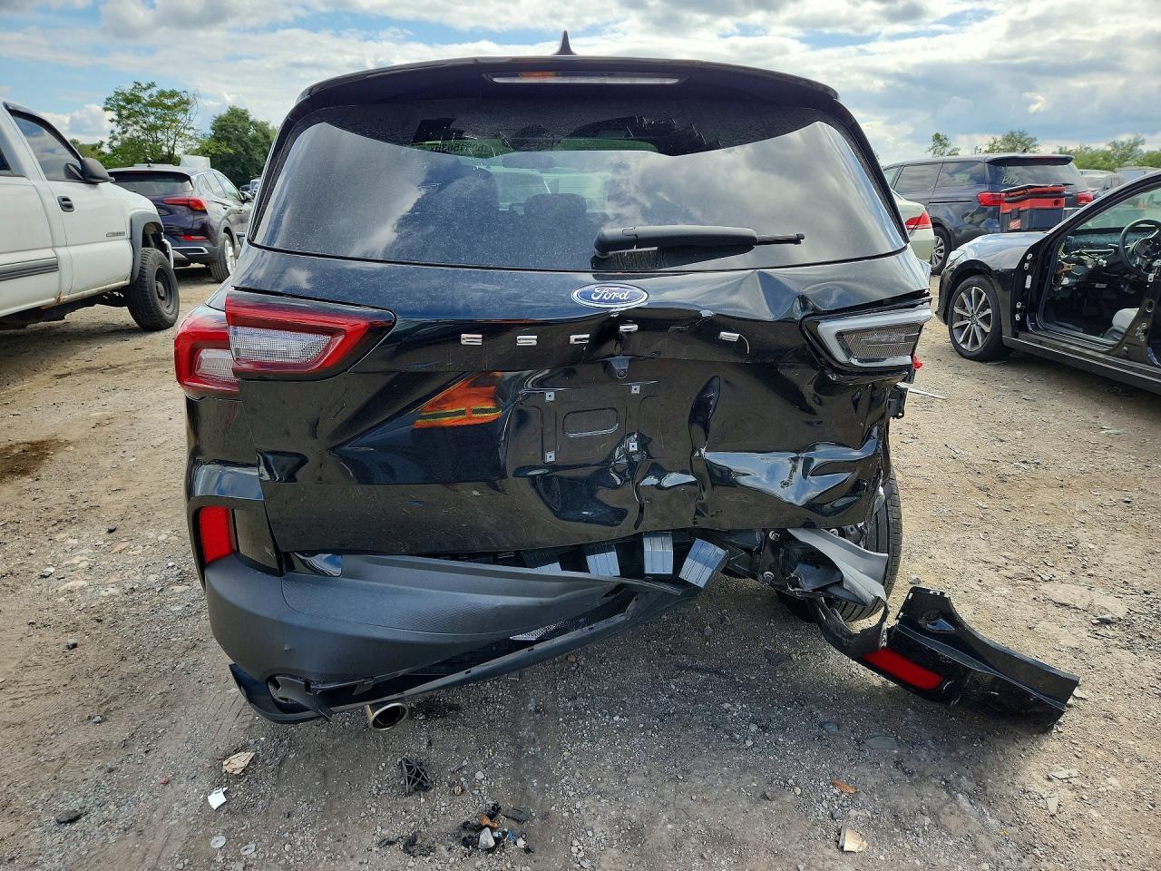 2025 Ford Escape St Line - Фото 6
