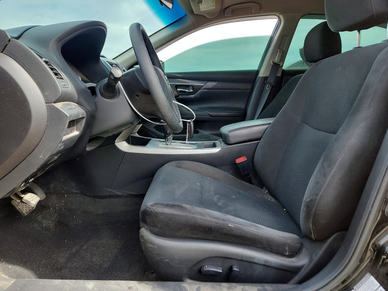 2015 Nissan Altima 2.5 S - Image 7