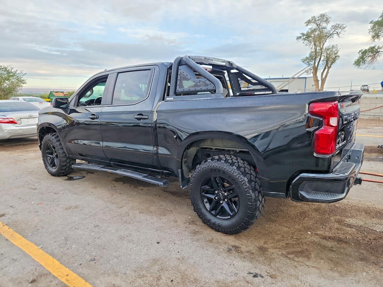 2025 Chevrolet Silverado Ltd K1500 Lt Trail Boss - Фото 2