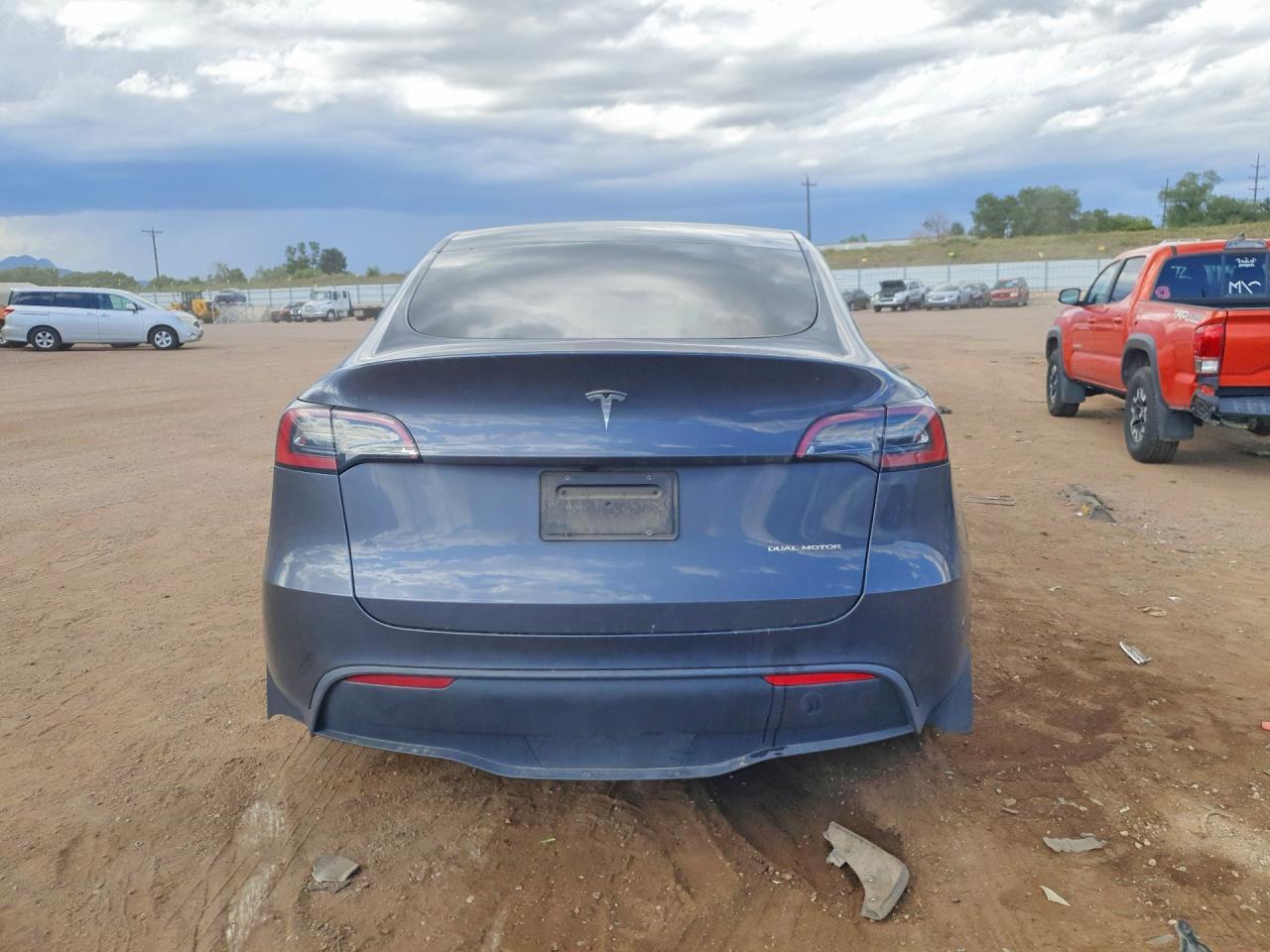 2023 Tesla Model Y - Фото 6