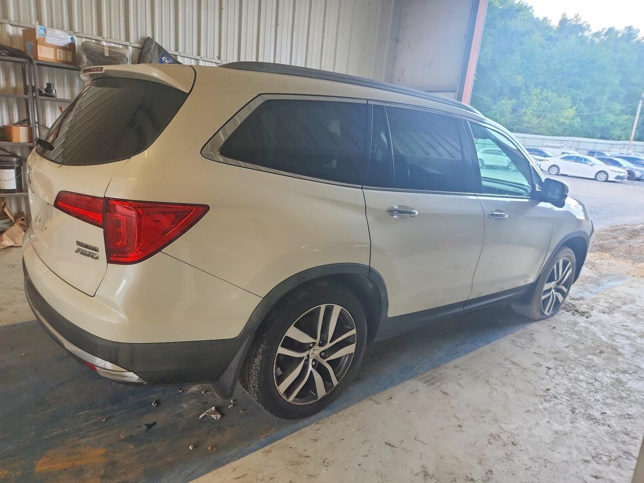2016 Honda Pilot Touring - Фото 3