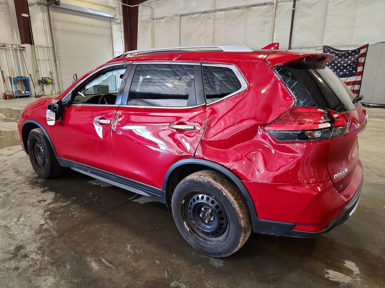 2017 Nissan Rogue S - Фото 2