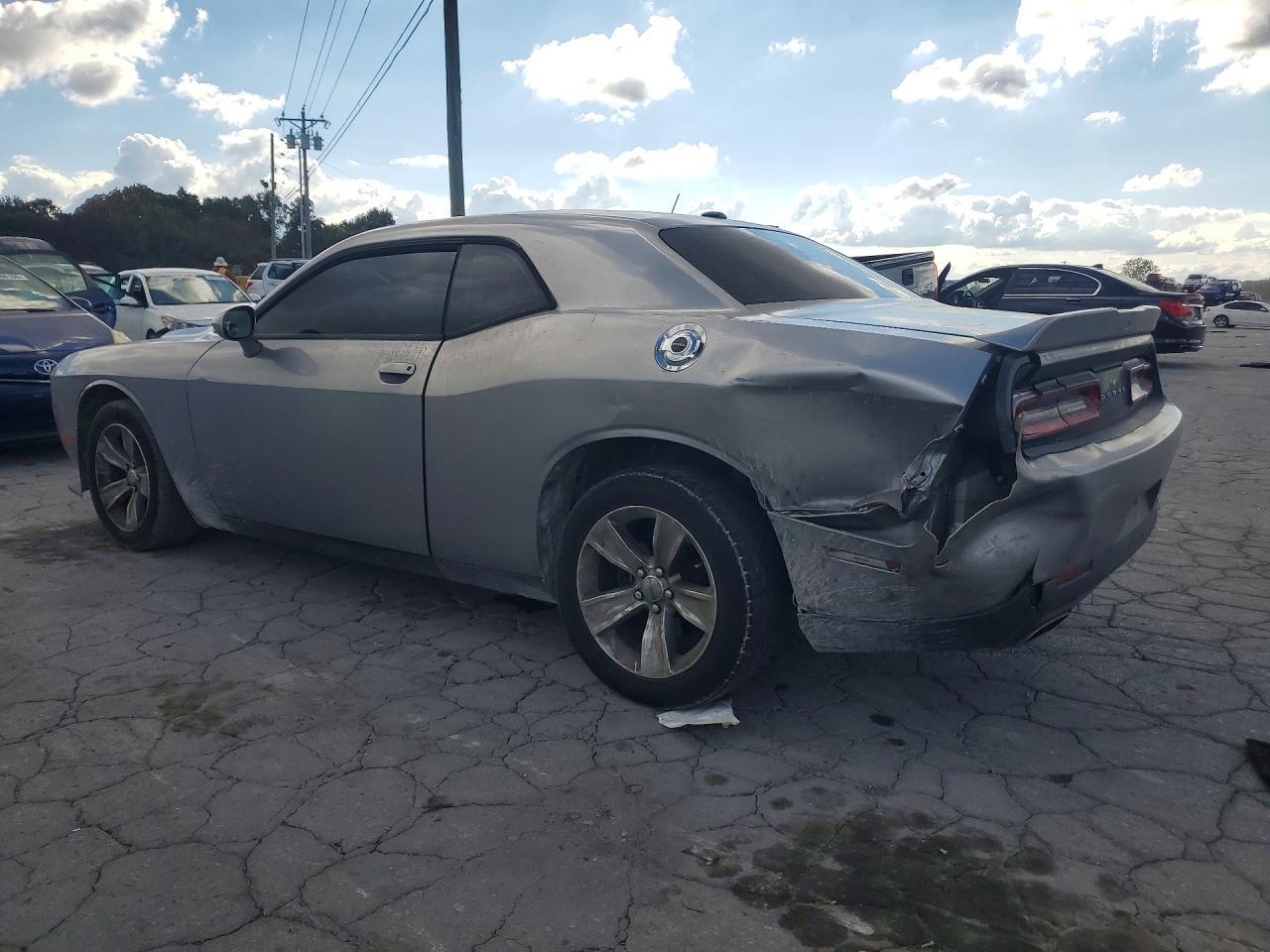 2018 Dodge Challenger Sxt - Фото 2