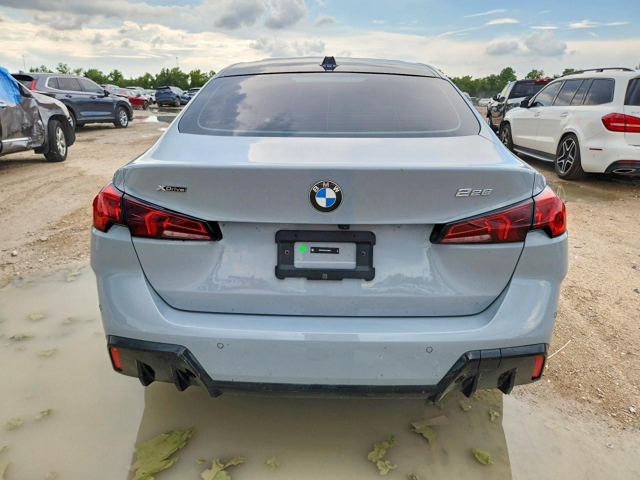2025 BMW 228Xi - Фото 6