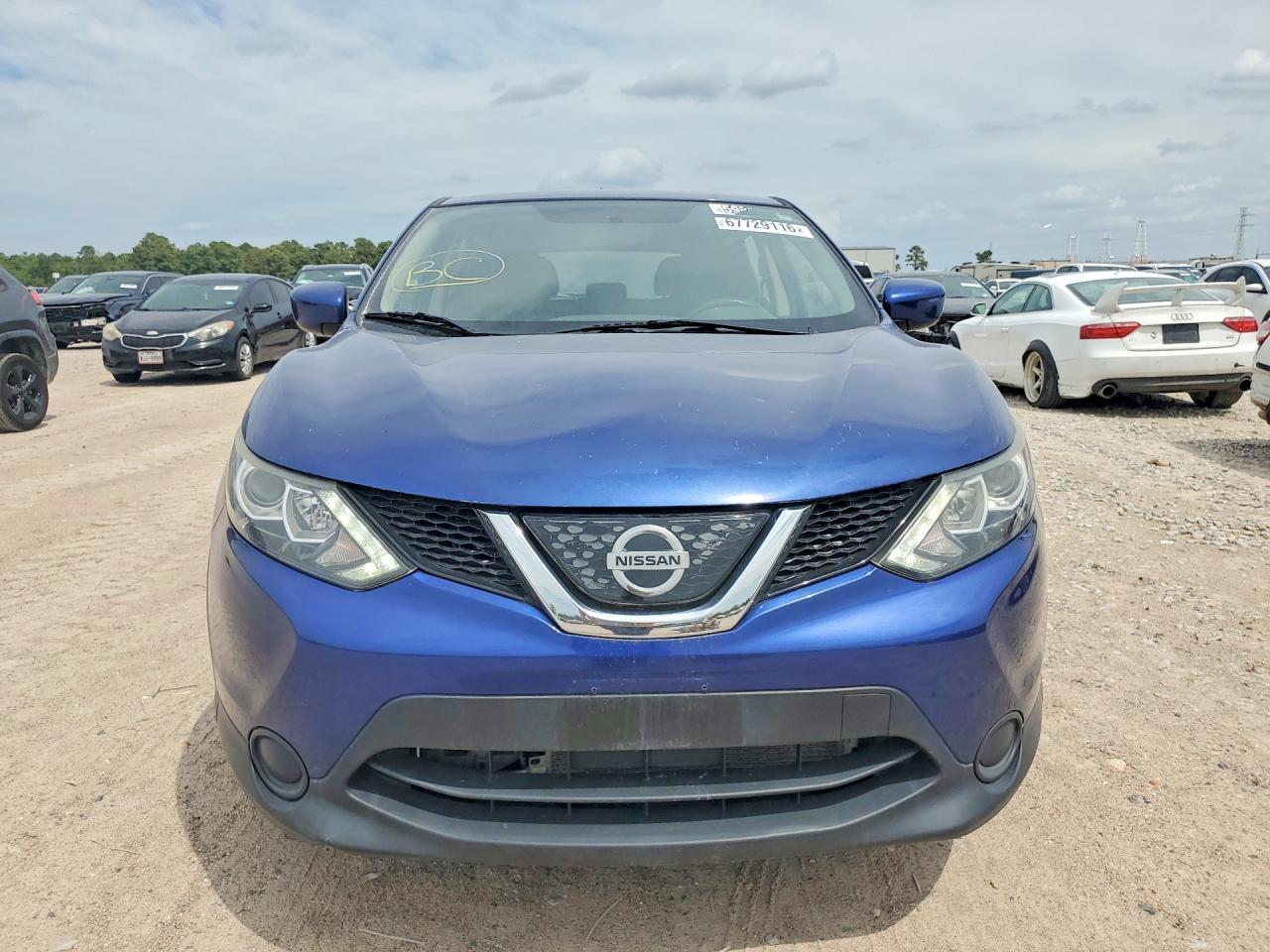 2018 Nissan Rogue Sport S - Image 5