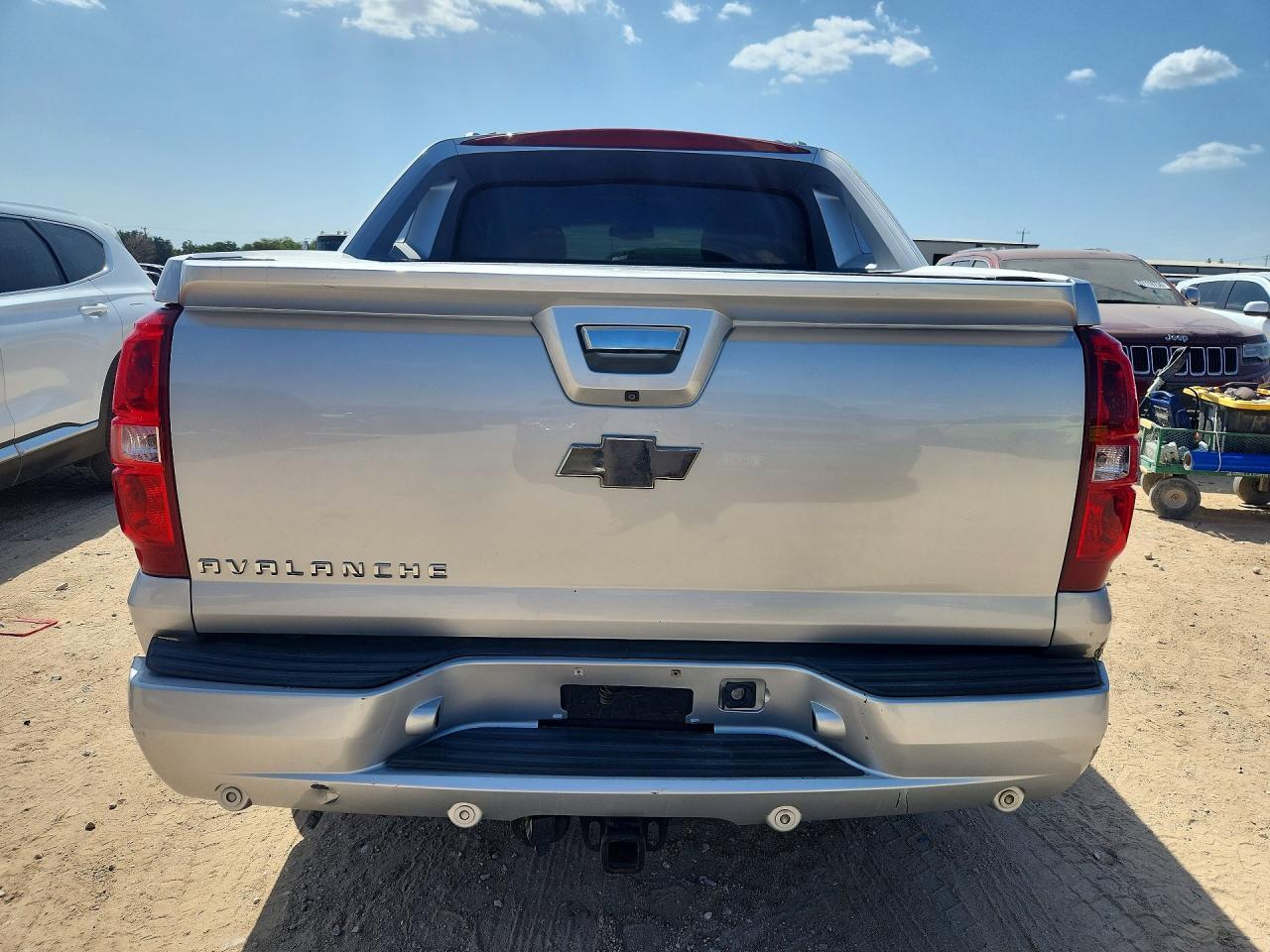 2013 Chevrolet Avalanche Ltz - Фото 6