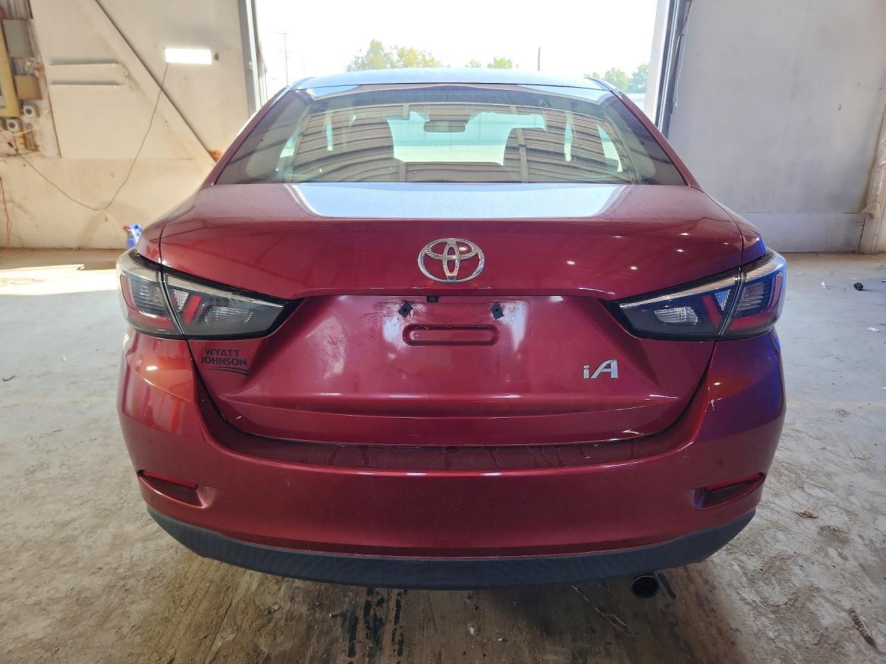 2018 Toyota Yaris Ia Base - Image 6