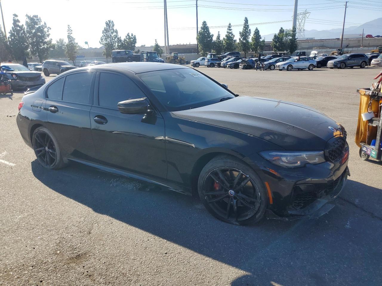 2022 BMW M340I - Фото 4