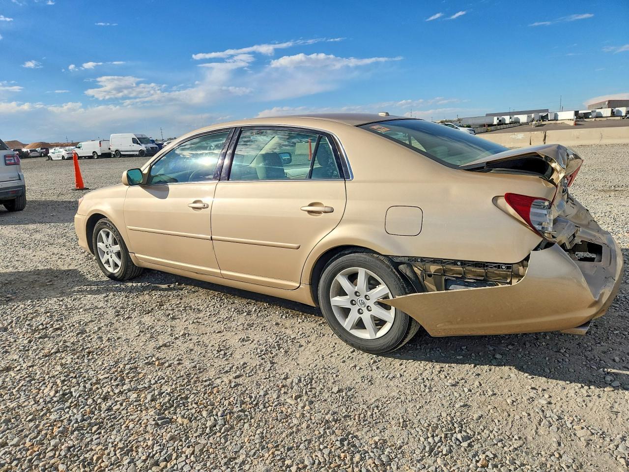 2009 Toyota Avalon Xl - Image 2