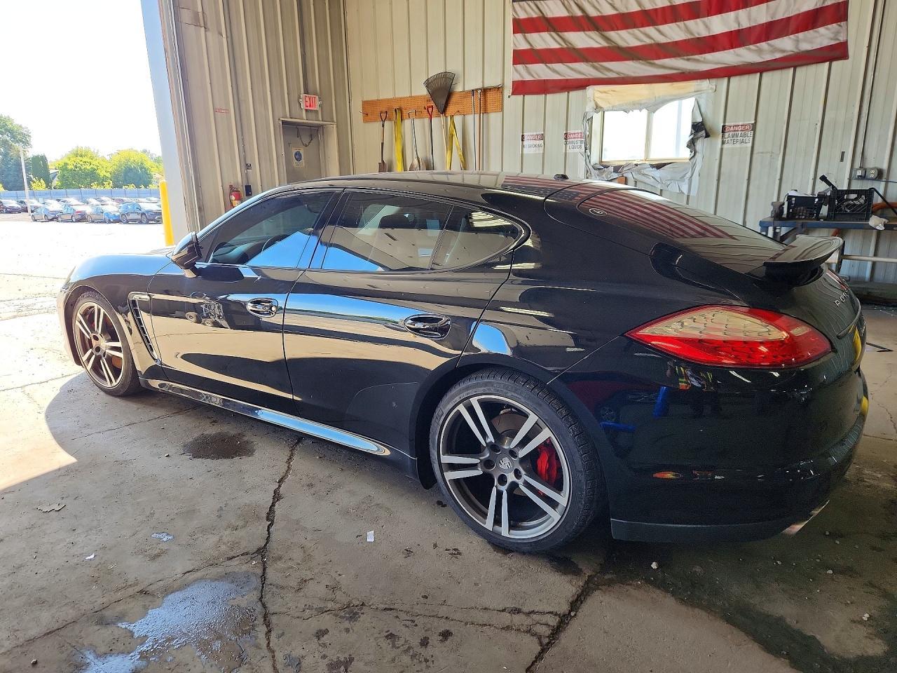 2012 Porsche Panamera S - Фото 2