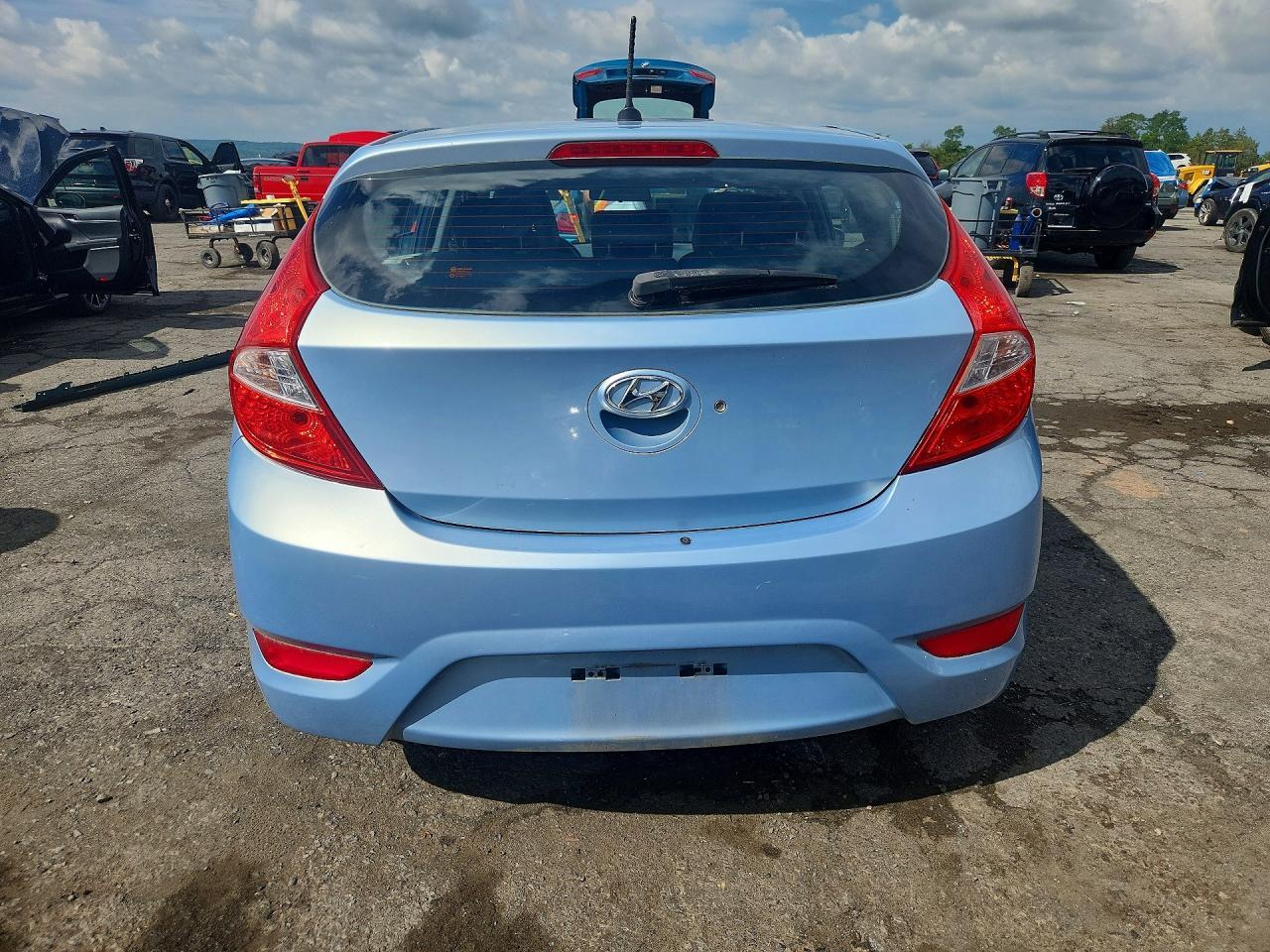 2012 Hyundai Accent Gs - Фото 6