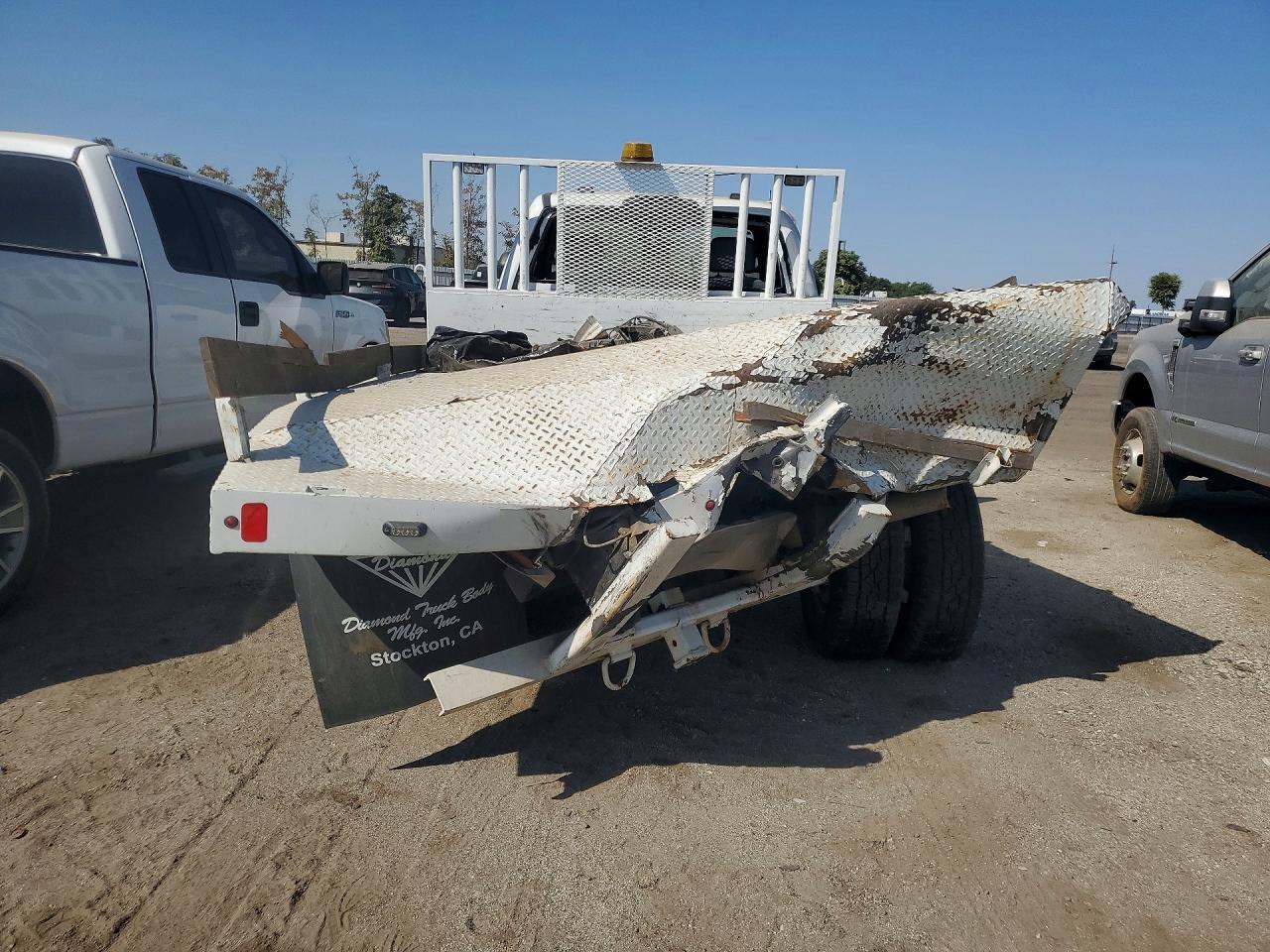 2023 Ford F350 Super Duty - Image 6
