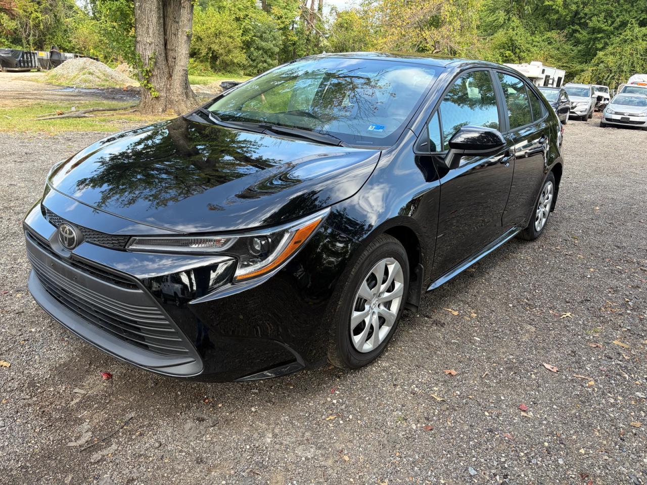 2025 Toyota Corolla Le - Image 2
