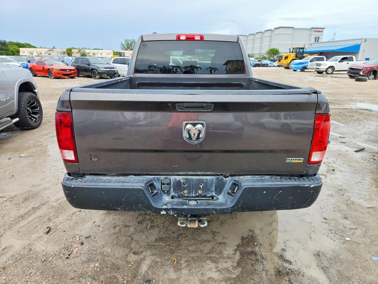 2019 Ram 1500 Classic Tradesman - Фото 6