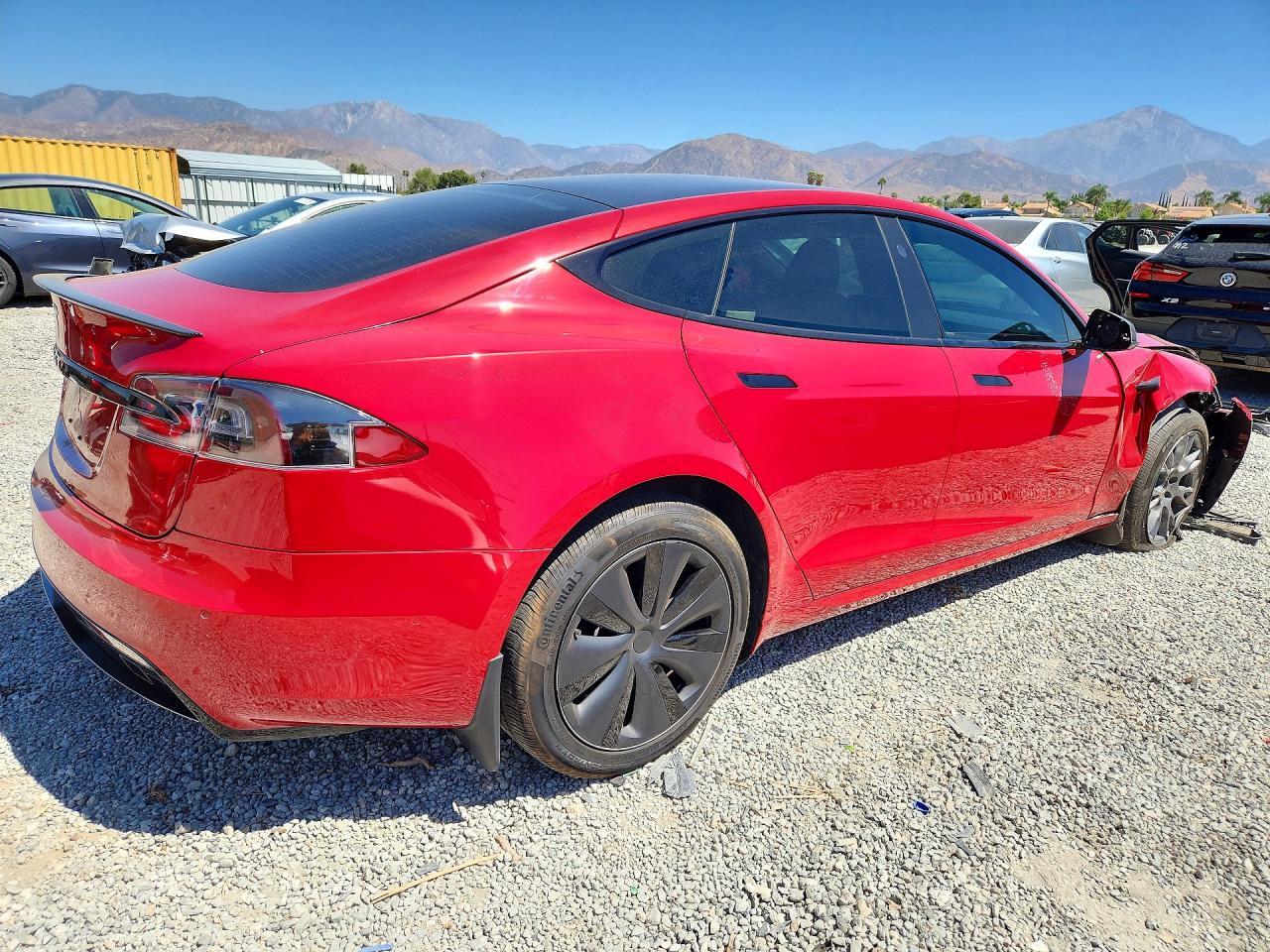 2022 Tesla Model S - Image 3