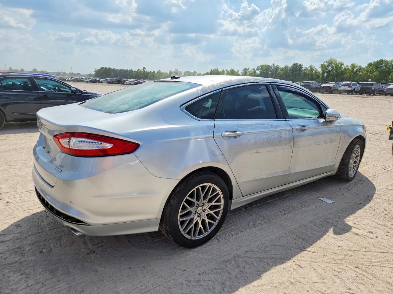 2016 Ford Fusion Se - Фото 3