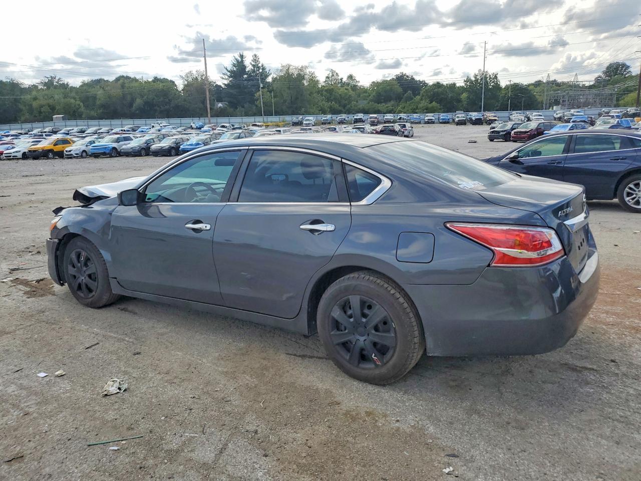 2013 Nissan Altima 2.5 - Image 2