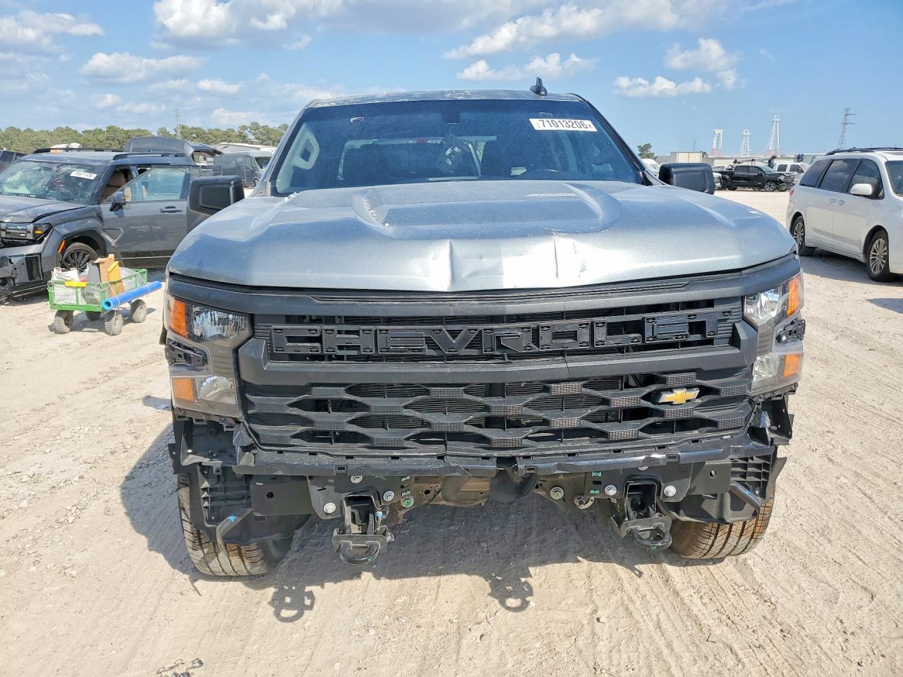 2026 Chevrolet Silverado C1500 Custom - Фото 5