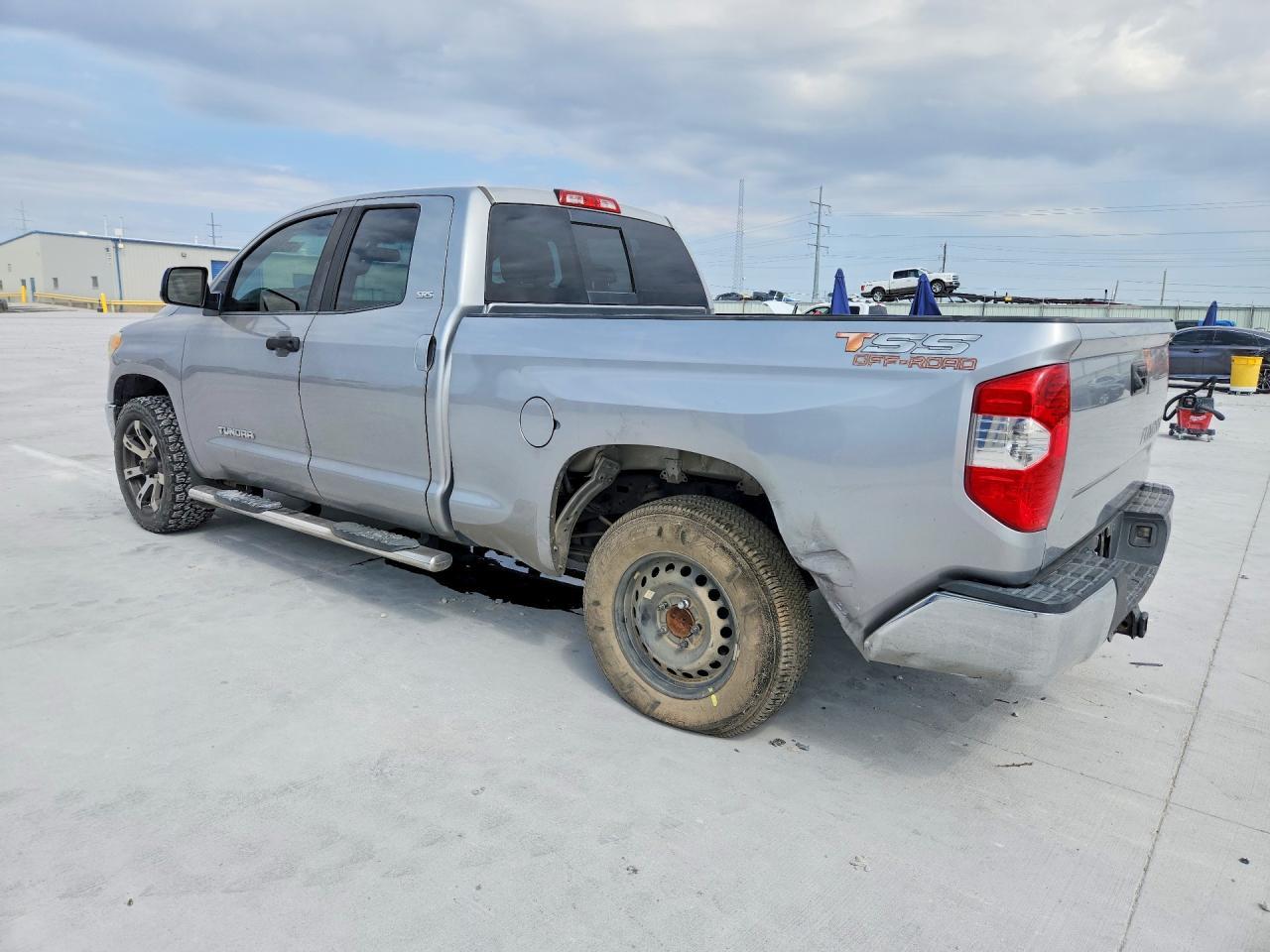 2014 Toyota Tundra Sr5 - Фото 2