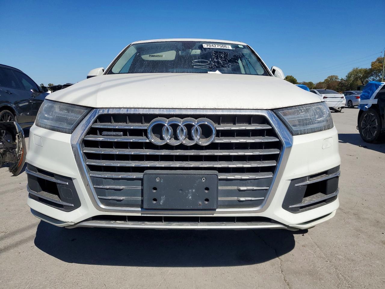 2017 Audi Q7 Premium Plus - Image 5
