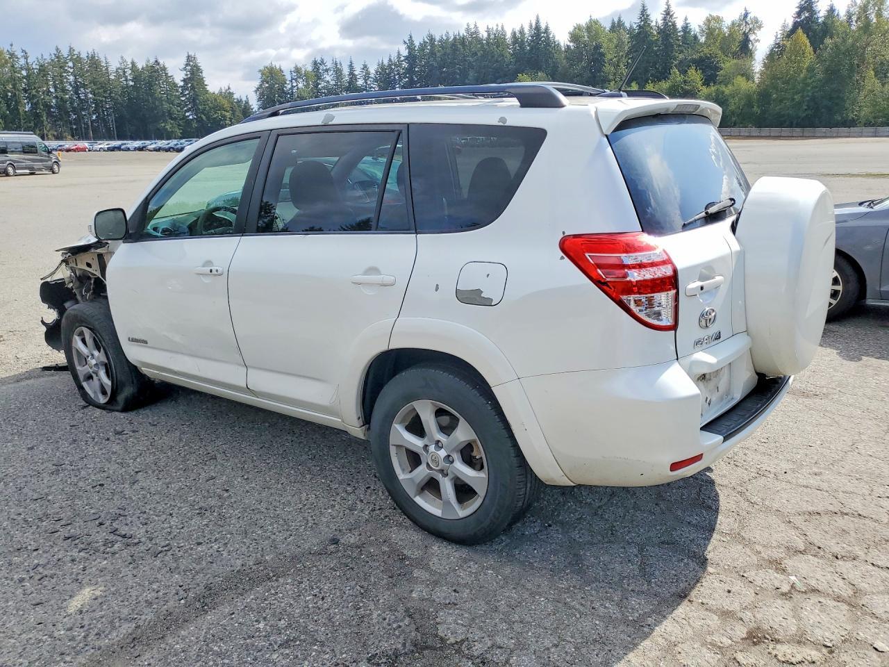 2011 Toyota Rav4 Limited - Фото 2