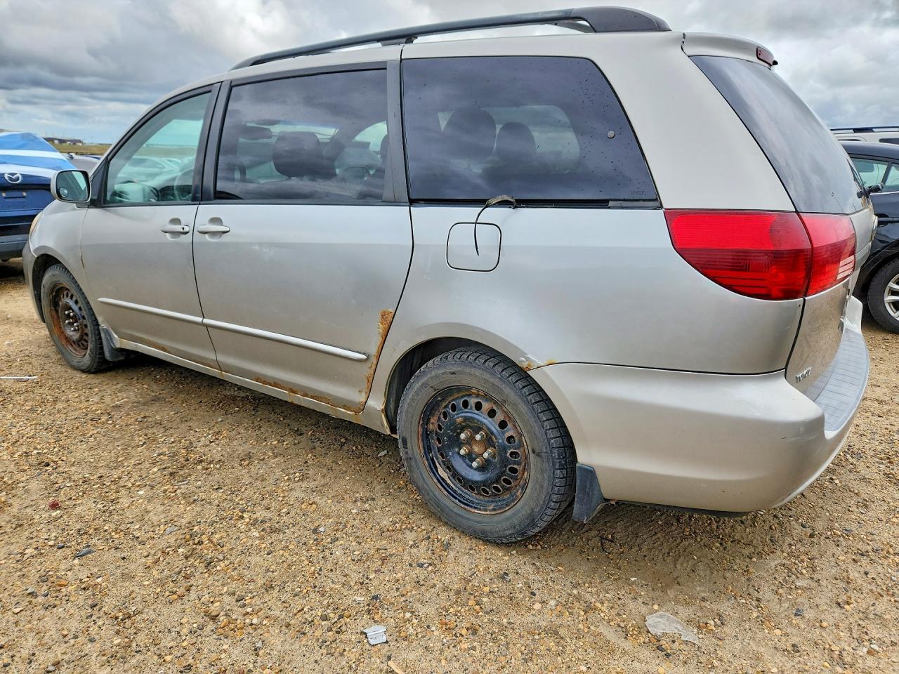 2005 Toyota Sienna Xle - Фото 2