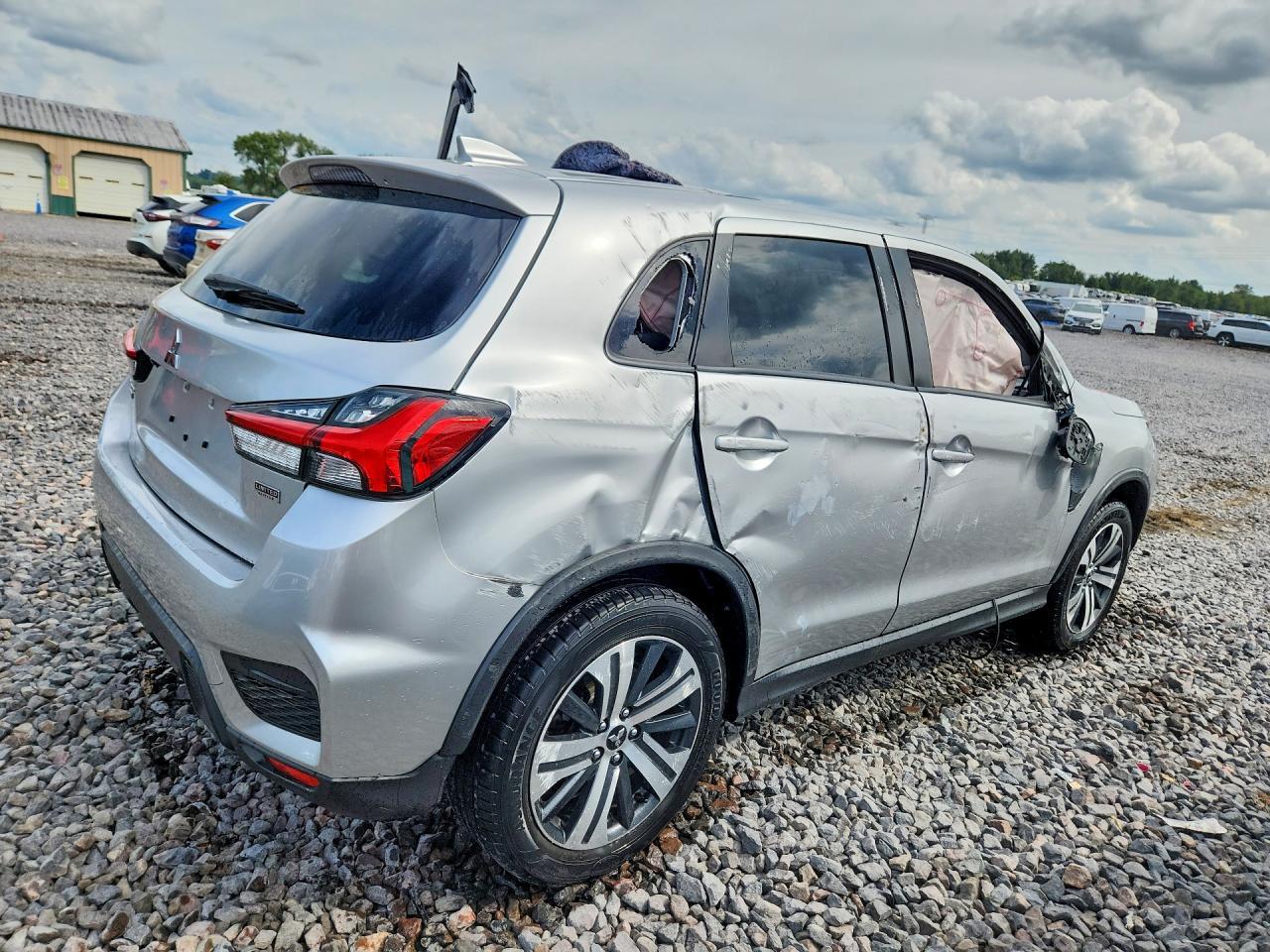 2021 Mitsubishi Outlander Sport Es - Фото 3
