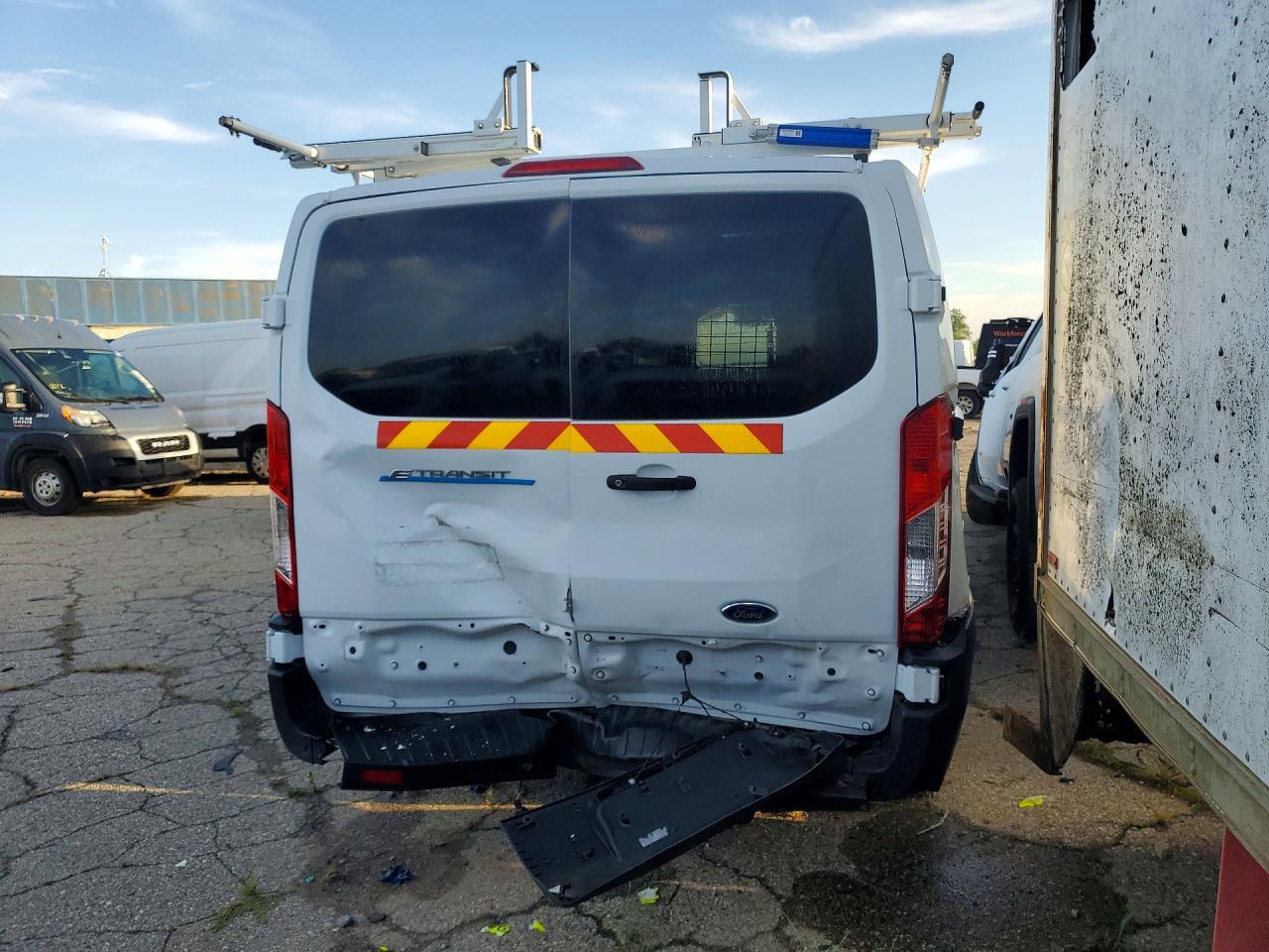 2023 Ford Transit T-350 - Фото 6