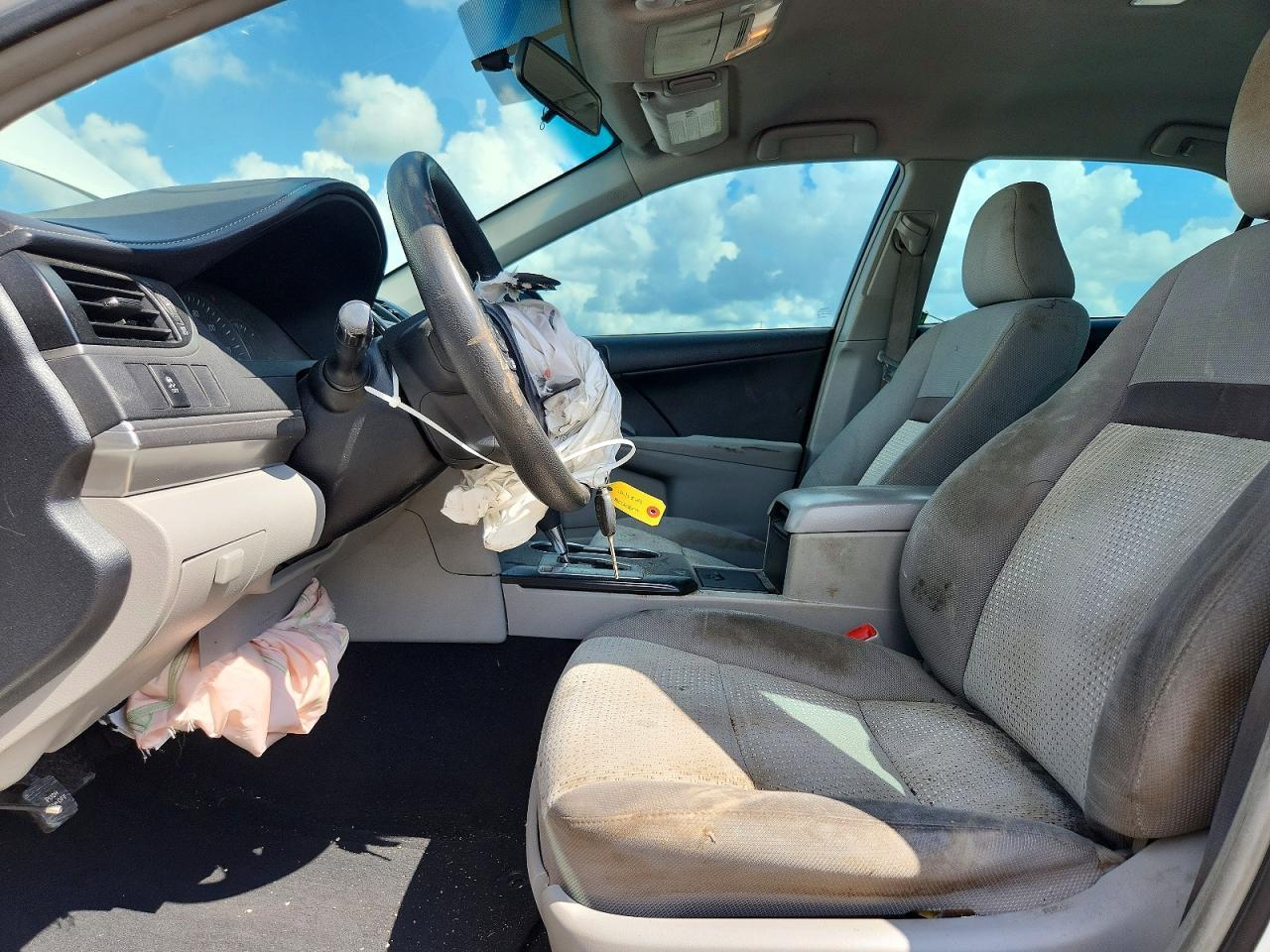 2014 Toyota Camry Le - Фото 7
