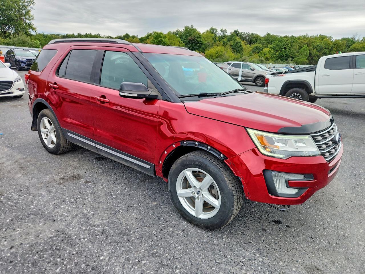 2017 Ford Explorer Xlt - Image 4