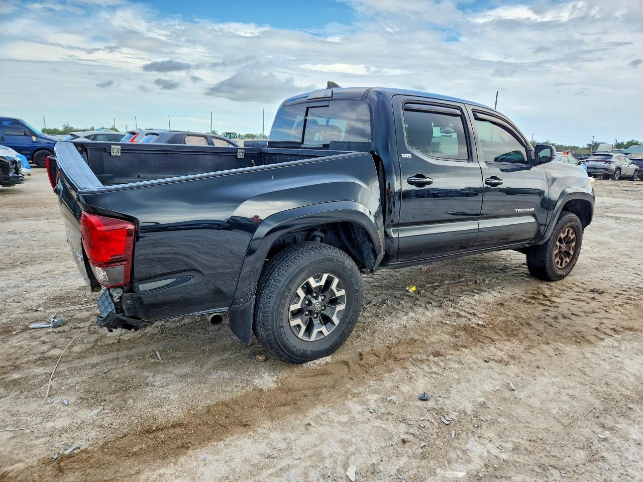 2018 Toyota Tacoma Sr5 V6 - Фото 3
