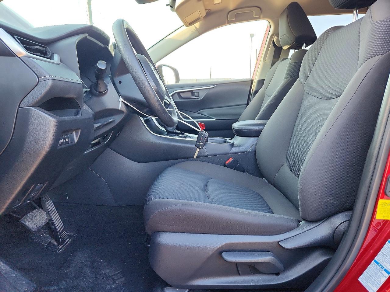 2021 Toyota Rav4 Le - Фото 7