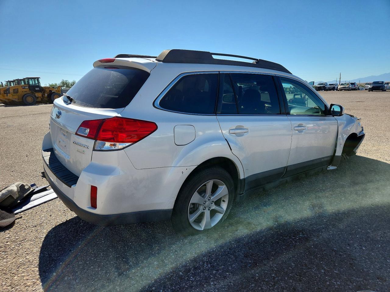 2013 Subaru Outback 2.5I Premium - Фото 3